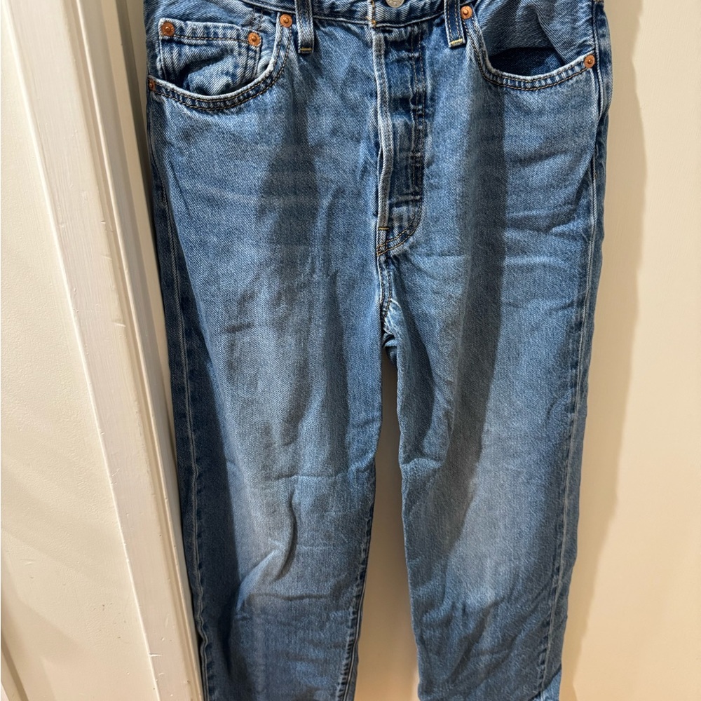 Levi’s rib cage straight jeans